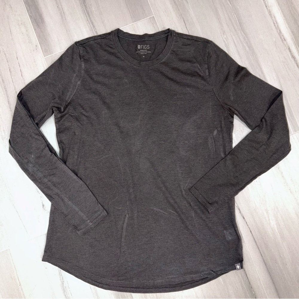 FIGS Woman’s Gray Long Sleeve Shirtless